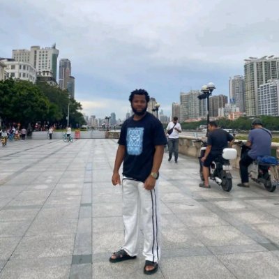 Danielcool0002's profile picture. 