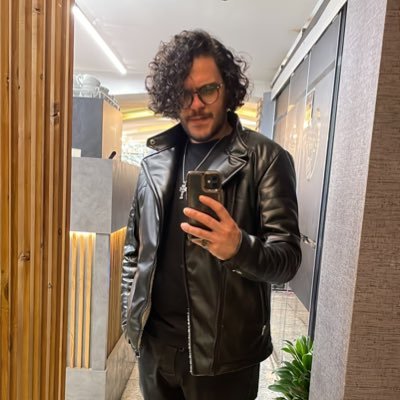 Che vuole questa musica stasera مثلا MetalheaD ، بیسیستی که ساز ندارد ، married to @atidooni 💖