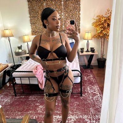 Kathy__Wallace's profile picture. A little mystery, a lot of charm ✨ | FaceTime vibes only 💞 | Here to flirt, tease & talk 😘 | 18+ safe space 💌m