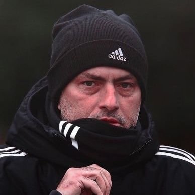Si ni siquiera Jesucristo caía bien a todo el mundo, imagínate yo (José Mourinho)
Porto-Chelsea-Inter-Madrid-Chelsea-Manchester United-Tottenham-Roma-Fenerbahce