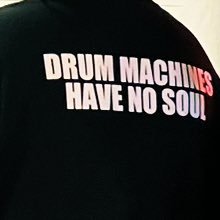 Composer / Drummer / mouse on the keys / PULSE DiSPLAY/川﨑昭ドクゼン日記は以下リンクへ