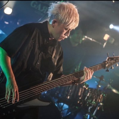 ZePeLi_NYF_bass's profile picture. ◾️Bass : NYF/土屋アンナ/ BLVCK PHOENIX / KEN LLOYD/SILHOUETTE FROM THE SKYLIT/COZI etc