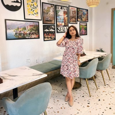 Shweta0308's profile picture. Kind of a good samaritan, terrible athlete, but extremely blessed in the napping skills department 🍁