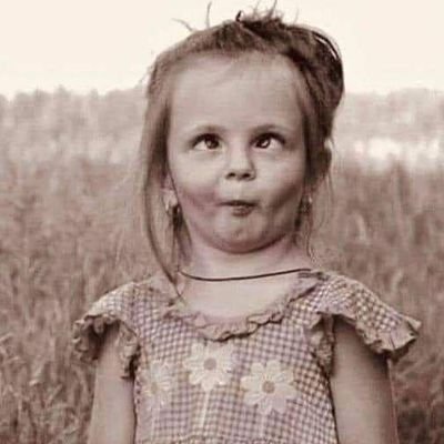 Uta1421668's profile picture. Ich hüte meine Schätze: mein Denken, meinen Willen, meine Freiheit. Und der größte Schatz ist die Freiheit. ~Ayn Rand
☆ Pls no DM 🙏
