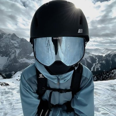 revulent's profile picture. 