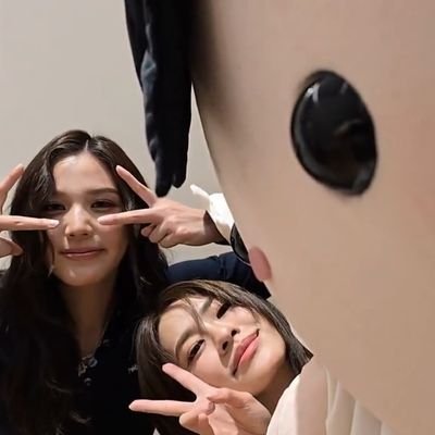 𓂃⸝⸝🦊🐰 @emiamily @beonnnie ⠀ 𖹭 pบี๋หนูบอน