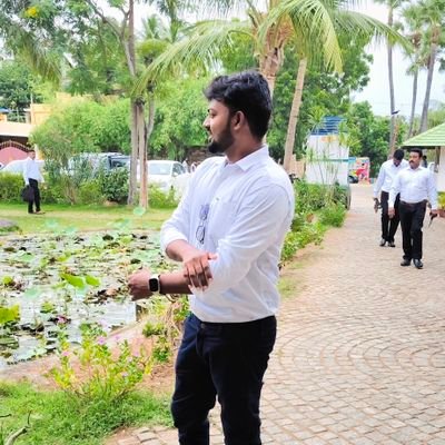 #Anbana fan❤️
@Suriya_offl na die hard fan boy❤️💯
Optometrist😎
Buisnesss