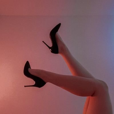 26 | Dusky ponnu.| Old Account disabled at 42k | Attached to your wood.😜 | Rowdy lady 🔥
Dm for promotion 🔥