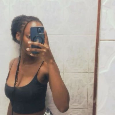 @ElzaXxx_