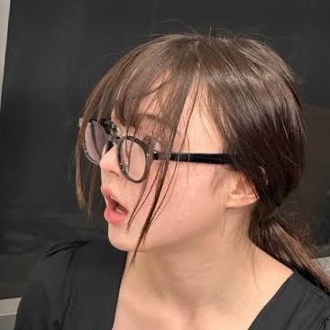 2MWCMaEdv1kU3F's profile picture. 天安門事件