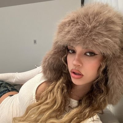 _ignorant_slut's profile picture. 