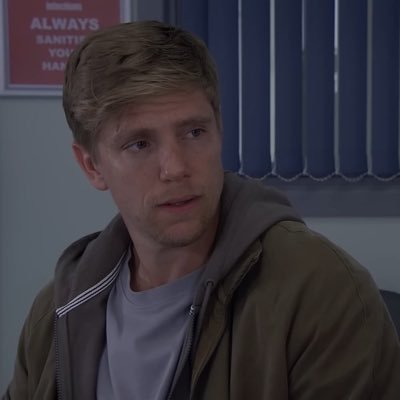 robsugdenlover's profile picture. 