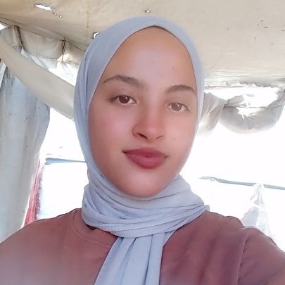shahed_family's profile picture. I am Shahd from Gaza. My dreams were very simple, but they were not fulfilled because of the war. I just want to live in peace. 🥹❤️