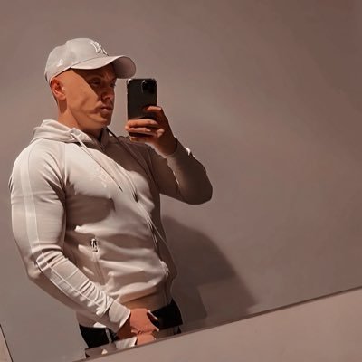 ONENINEFIVE94's profile picture. 