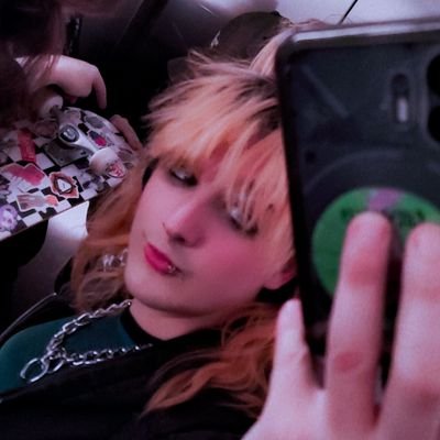 jackoff_lantern's profile picture. 🔞 🖤 She/They/It 🖤 26 🖤 Machine Pup🖤 Switch is my name not my position 🖤