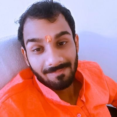 Advocate ⚖ (Criminal & Divorce Lawyer)👨🎓 Engineer🖥👨🔧 Son of Farmer🌾 Jai Chitransh🖋 Jai Sri Ram🏛 Civil Court Gorakhpur ⚖️