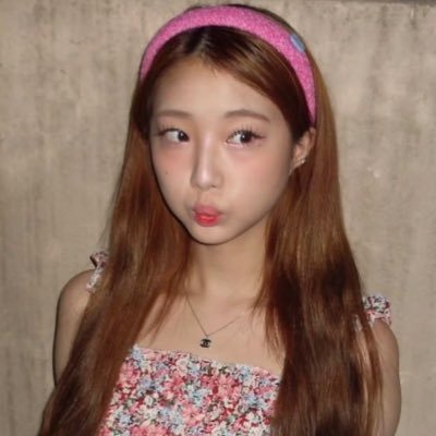 ORBIT. STREAM DANCING IN THE DARK BY YEOJIN NOW