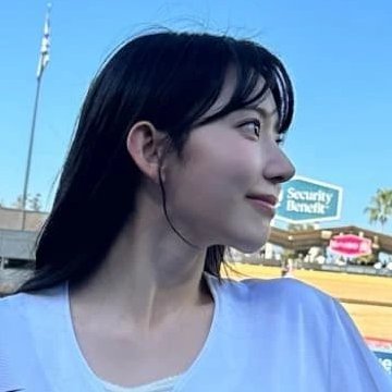 cheena_09_091's profile picture. 로그아웃