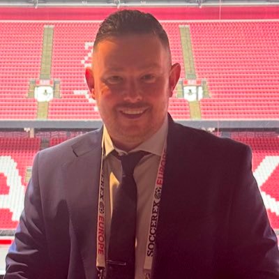 Executive driving commercial growth and partnerships in sport. Best known as mascot for @LFC in an FA cup semi final ⚽️ Old account @pjmac777 lost