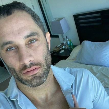 IonKerri83016's profile picture. 