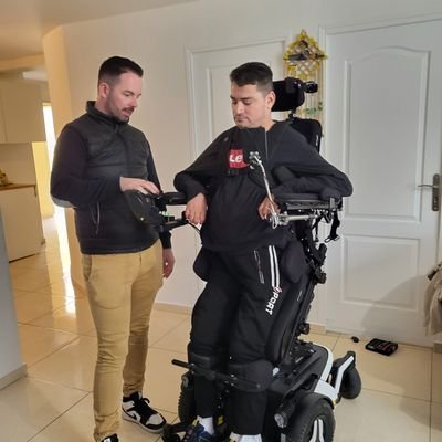 Nurhat7693's profile picture. Daglarimizda zulüm varsa Yar bizim neyimize bir Yar gider bin yargelir