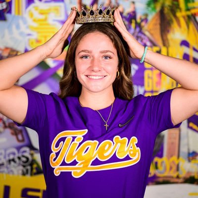 char_lorenz's profile picture. lsu softball