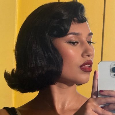 neomaayo's profile image