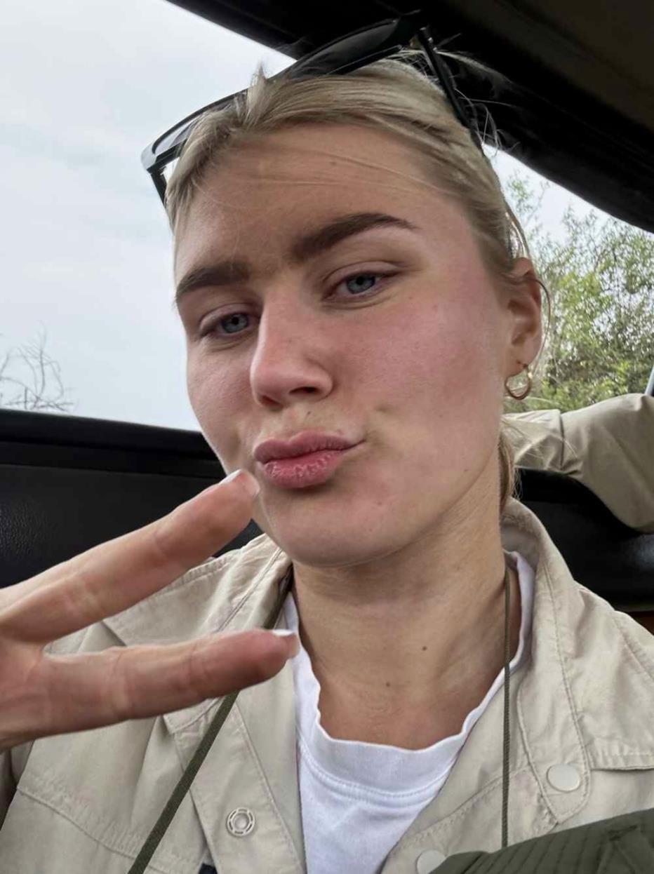 ito20925586's profile picture. risk it all or regret it