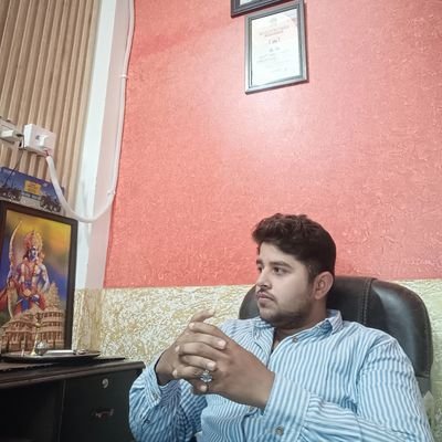 KaranMi08048024's profile picture. समाज सेवी पंडित कर्ण मिश्रा
I proud to be an indian 🇮🇳🇮🇳🇮🇳🙏🇮🇳🇮🇳🇮🇳🇮🇳🇮🇳#stay home 
#stay safe 
सौगंध मुझे इस मिट्टी की मै देश नहीं मिटने दूंगा🔥