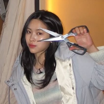 shinmoons's profile picture. rip @stratwon          ~knsfw            she/her  🏳️‍🌈       20+