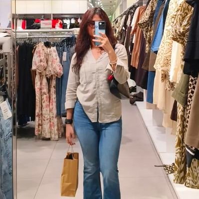 18 || CS UG @VJTI || Founder's Office ||
GSoC'25 @Intel || Reliance Scholar'27 ||
Ex @IITBombay Research Intern || 2x startup intern || Ex @AIESEC intern