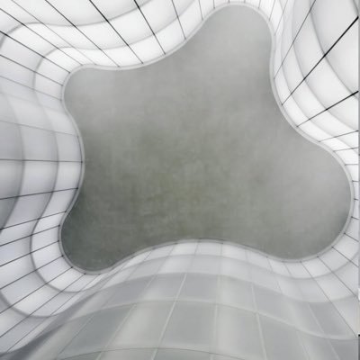 lhu01123864's profile picture. ヴェネツィアの建築夢見る🏛️ 文学と音楽で彩る。虐待サバイバー/発達障害/PTSD/愛着障害/#IUAV #文学#建築#芸術 #音楽#語学#映像#被写体好き(私の為の場所) リプ多😥 静かに暮らしたい。/メンタル不調休養中