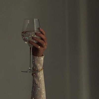 TheLovelyJaira's profile picture. ✨ All Black Everythang ✨