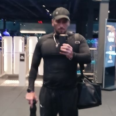 MariusM61200's profile picture. Daca vrei ca , un lucru sa fie facut bine ,nu ezita sa ti-l faci singur