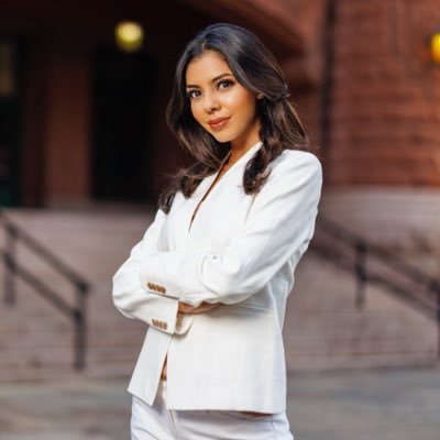 @StMarys_Law Juris Doctor | Reporter @News4SA | #TXST | 📧 mamedina@sbgtv.com |