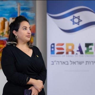 Diplomat, Spokesperson of the Israeli embassy in Washington 🇺🇸.
previously assigned to Costa Rica 🇨🇷 and Mexico 🇲🇽.