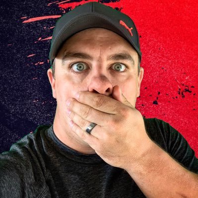 Hilariously Watching Scary Ghost Videos on YouTube 🤣 🙌