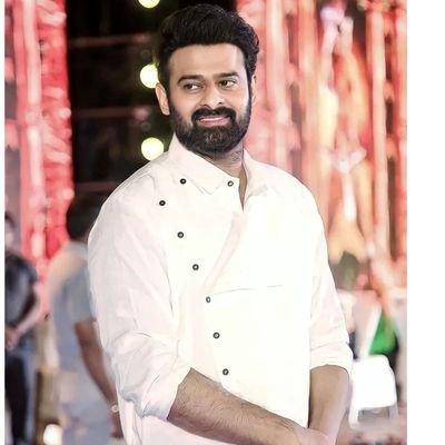 𝘽𝙚 𝙤𝙣𝙡𝙮 𝙤𝙣𝙚 !!!!
#Prabhas 🫀 Anna Devotee For Thiz Decade..