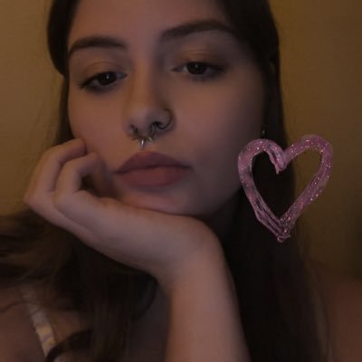 just a sweet beautiful girl with a lot of anxieties 💕🫶🏻 subscribe to my sites to make my day better. ☀️ other acc @skywetfr unblock fee $100