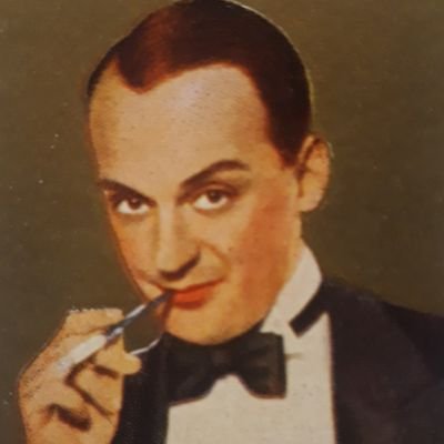 Porteño en la Patagonia.
Libertario y Carpintero . La historia está escrita (leer la letra chica)