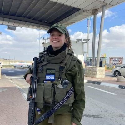 LyzbtNdrw41756's profile picture. Dedicated IDF soldier, committed to protecting Israel through service, discipline, and resilience.🇮🇱