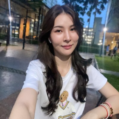 Lestari75putri's profile picture. Traveling & sport .08 oktober . Libra♎️ 
Hanya menghibur diri dan mencari kesenangan ✌🏻