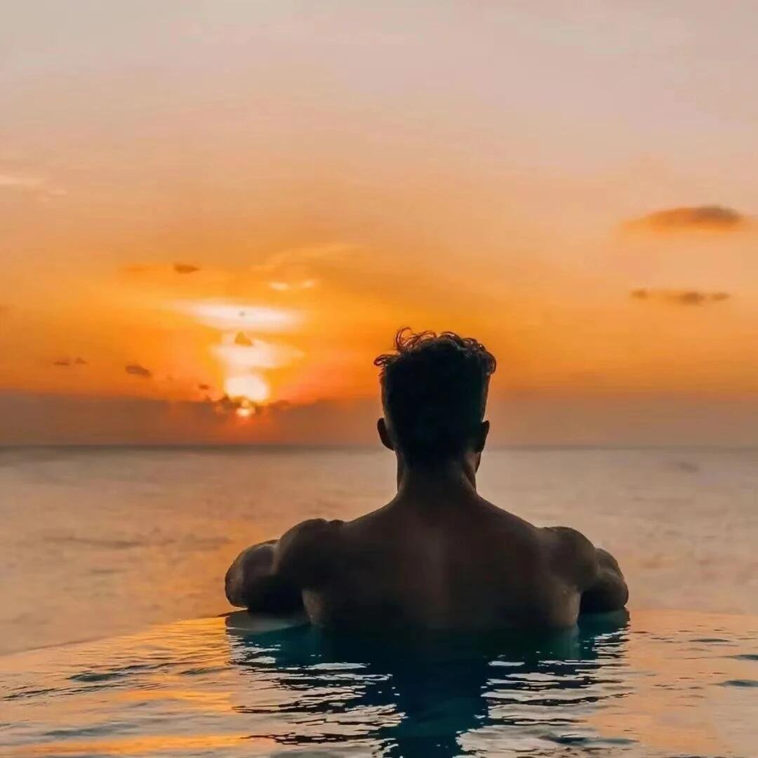 Eebeuqoox839's profile picture. 