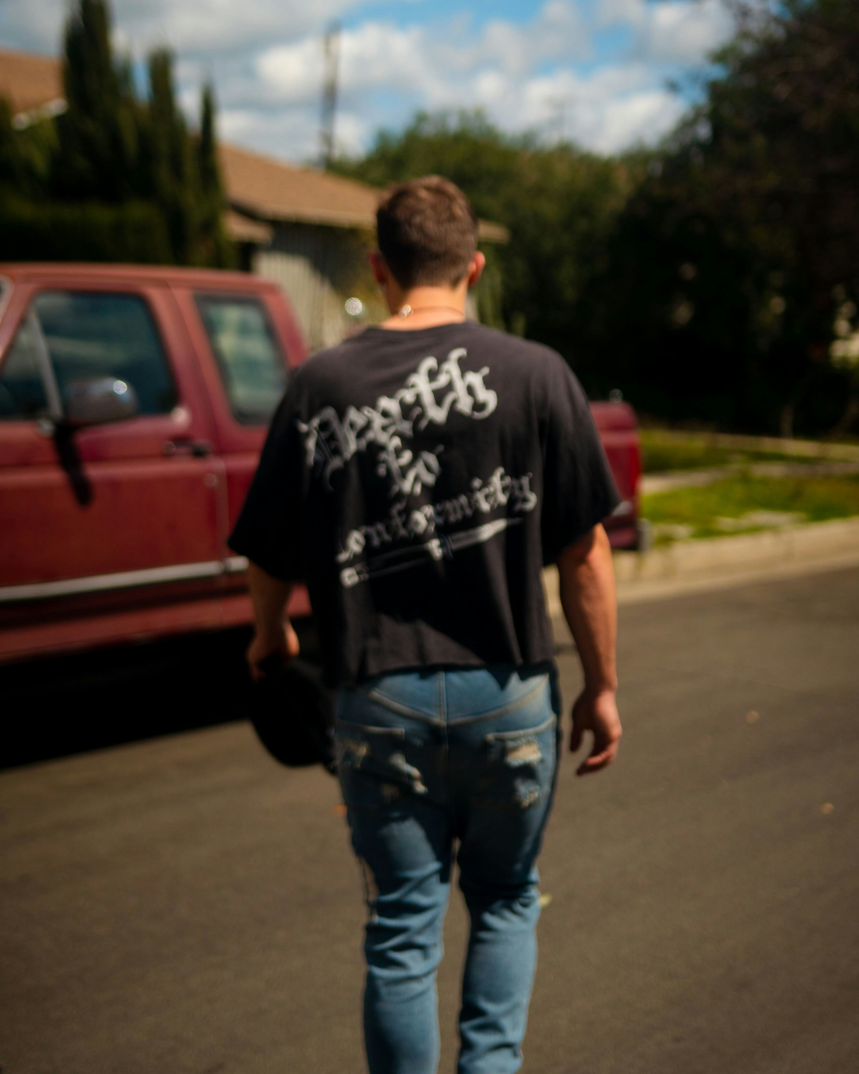 Croggirk450875's profile picture. 