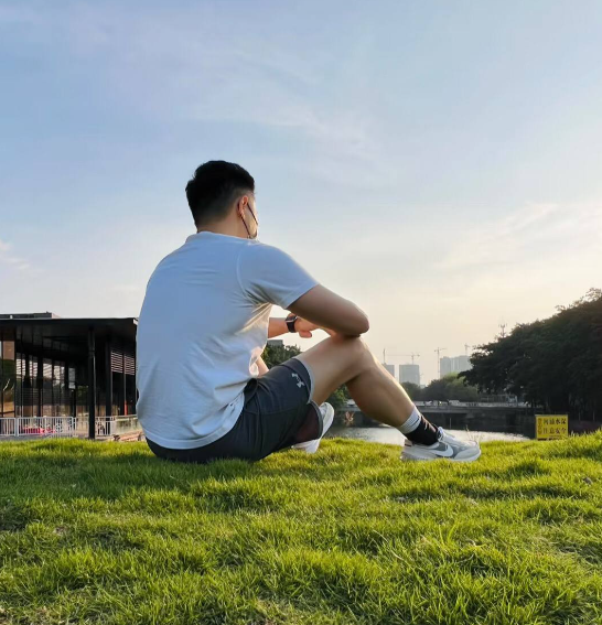 Vriesawj36155's profile picture. 