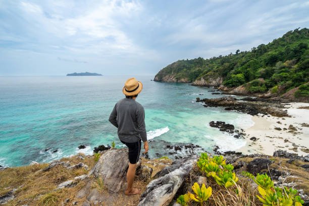 Yvwawefarq6713's profile picture. 