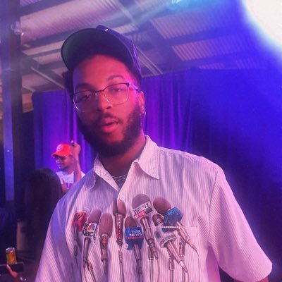 the fucking alien superstar. this is my unprofessional Twitter.