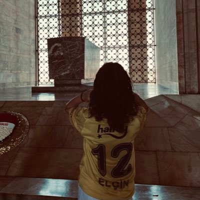 eigsz's profile picture. @Fenerbahce 💛💙