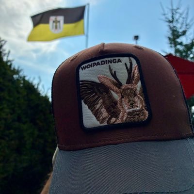 Wenn di da Mut verlosst, dann geht’s nia alloa weida 😎☝️☮️💙🤍💛📯 🧑🧑🧒Familie ⚽️TSV1860 München 🏙️Radl Fahren 🚴♂️