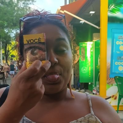 brotei a xota pq não sou nenhuma safada!